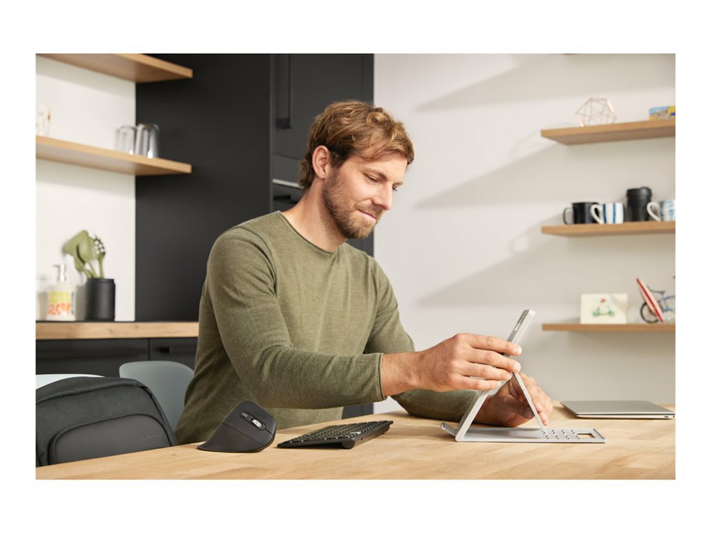 Kensington Pro Fit Ergo MY630 EQ - Vertical mouse - ergonomic - rechargeable - 5 buttons - wireless - 2.4 GHz, Bluetooth - USB K72484NA