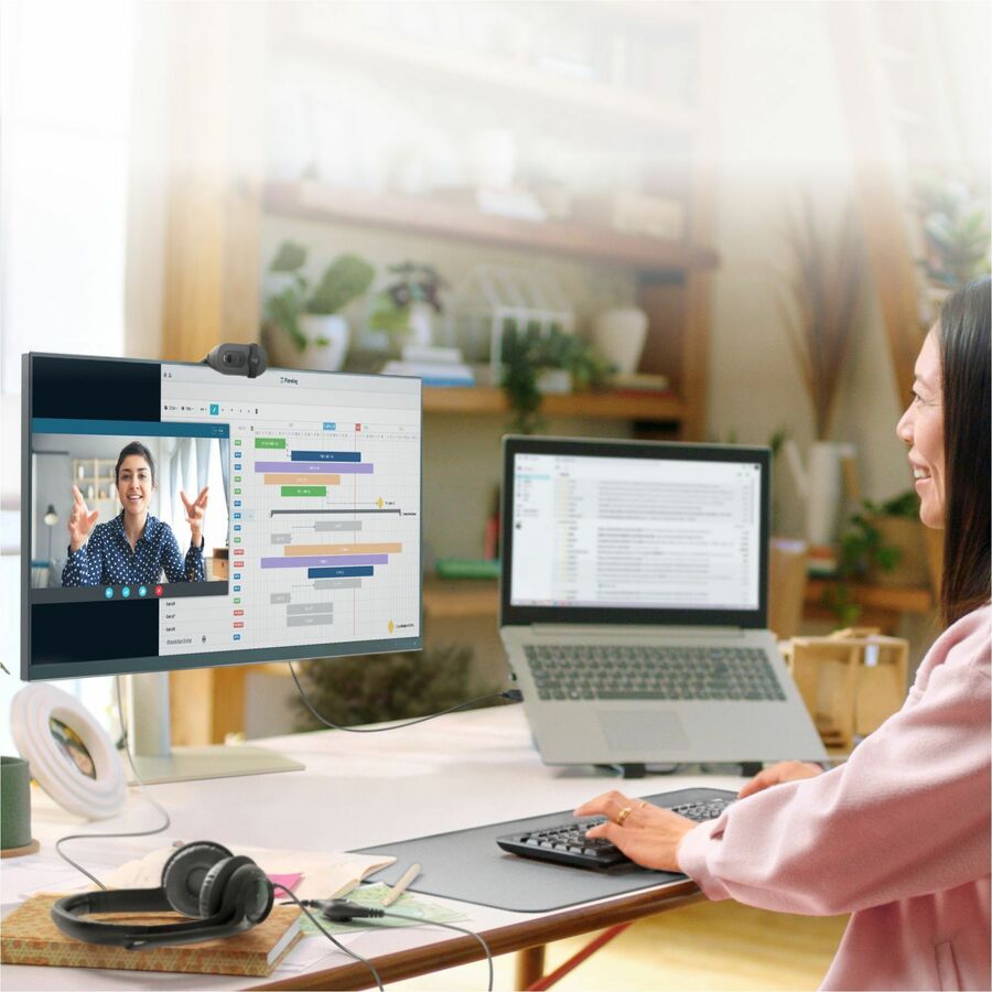 Logitech BRIO 100 Webcam - 2 Megapixel - 30 fps - Graphite - USB Type A - 1920 x 1080