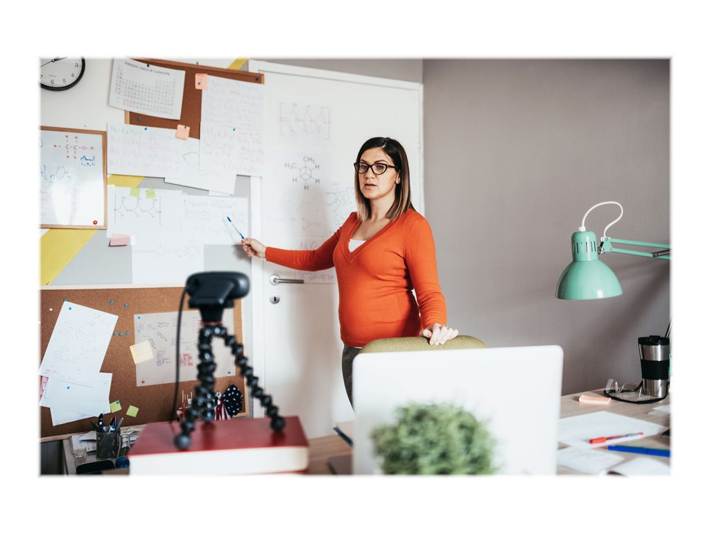 Logitech C270 HD Webcam - Webcam - color - 1280 x 720 - 720p - audio - USB 2.0 - academic