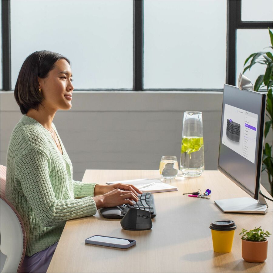 Logitech Wave Keys Keyboard - Wireless Connectivity - Bluetooth - 32.81 ft - USB