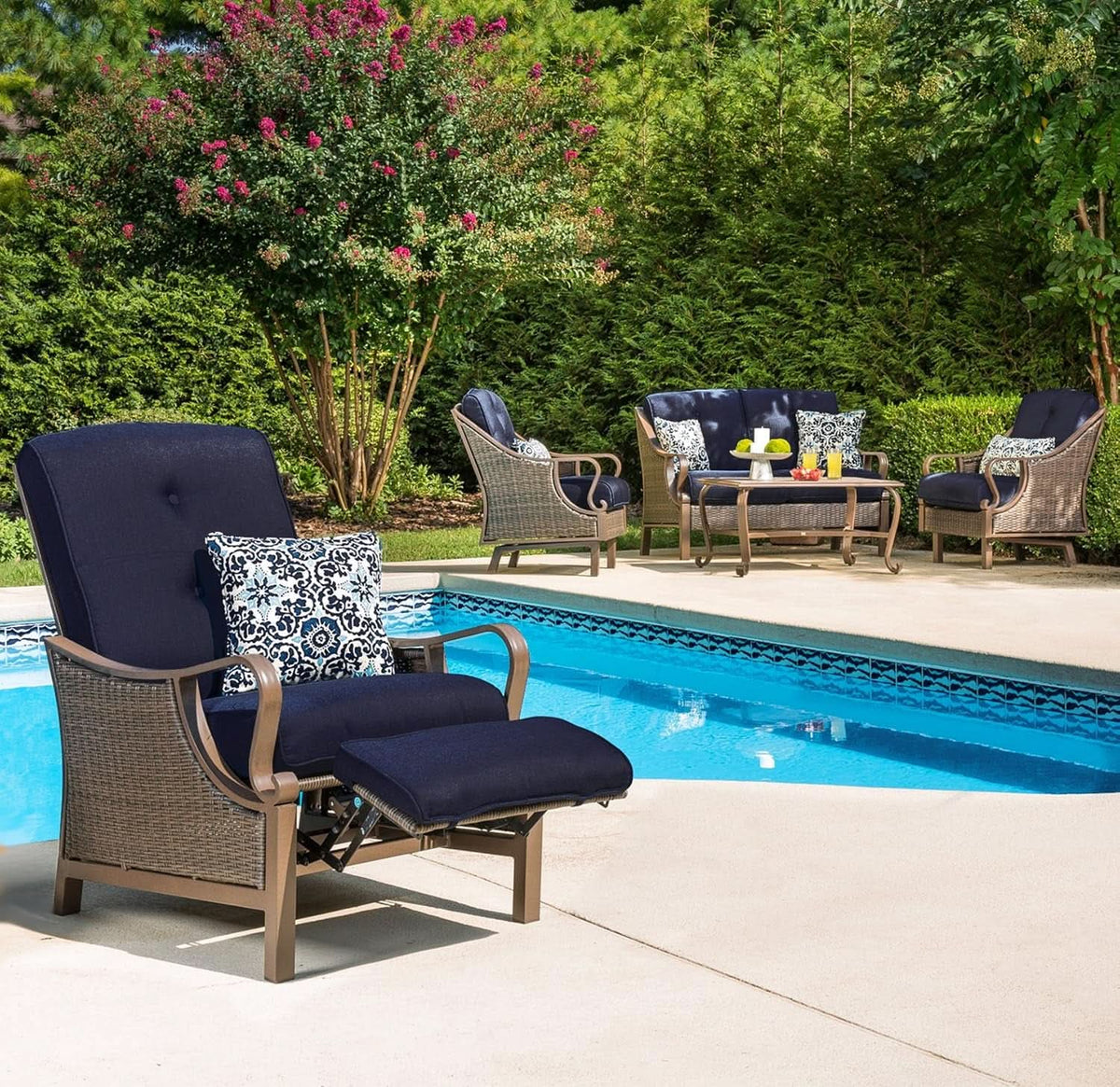 Luxury Outdoor Recliner Chair with Cushions and Pillow