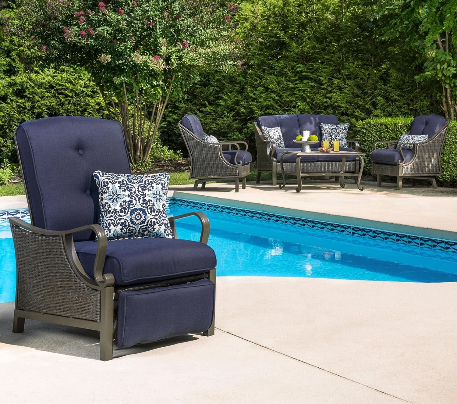 Luxury Outdoor Recliner Chair with Cushions and Pillow