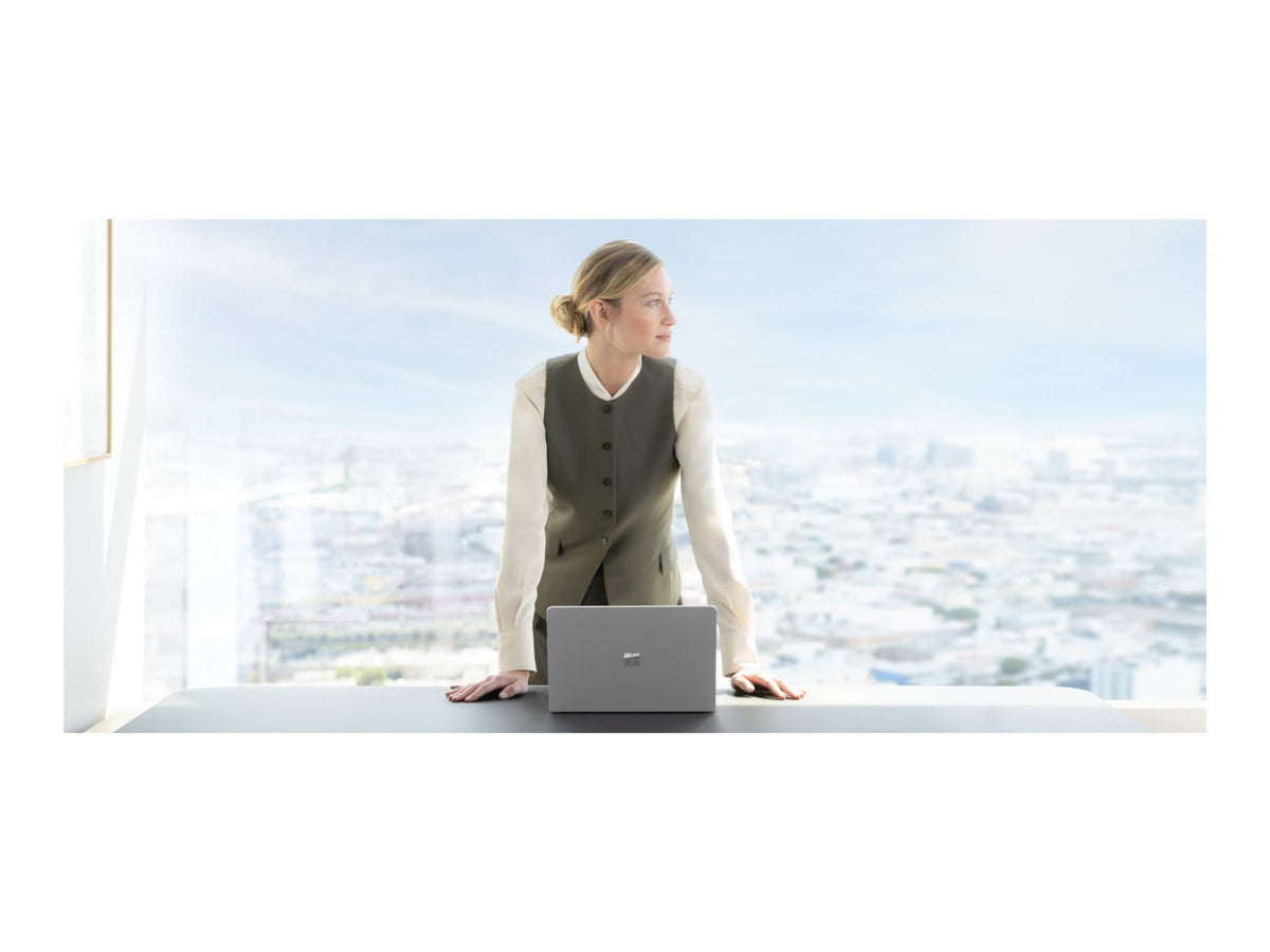 Microsoft Surface Laptop 7 15" Intel CU5 16GB RAM 256GB SSD Win11 Platinum