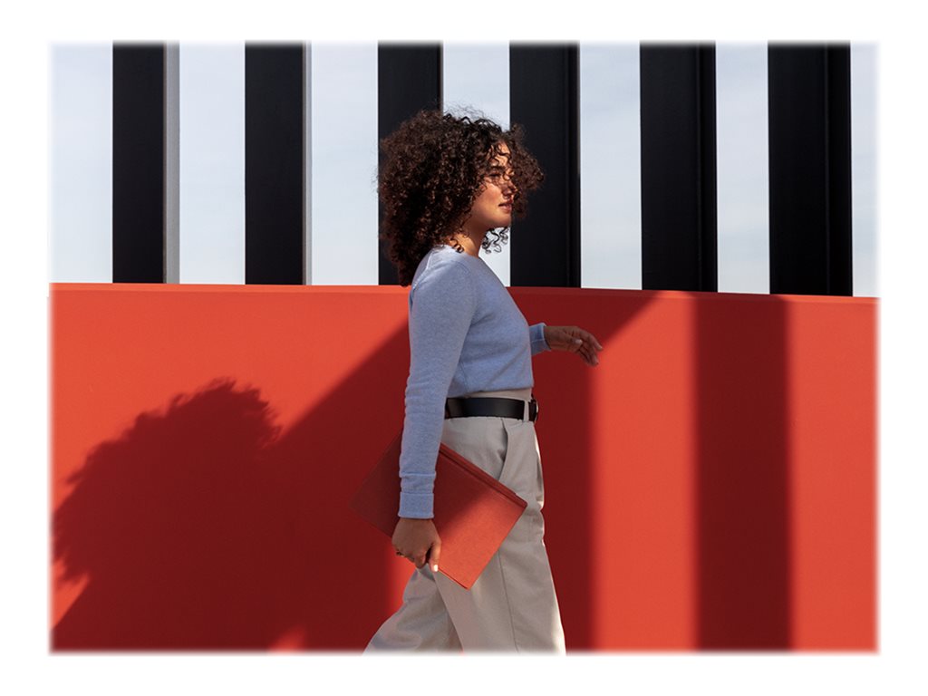 Microsoft Surface Pro Signature Type Cover - Keyboard - with trackpad - backlit - QWERTY - US - poppy red - for Surface