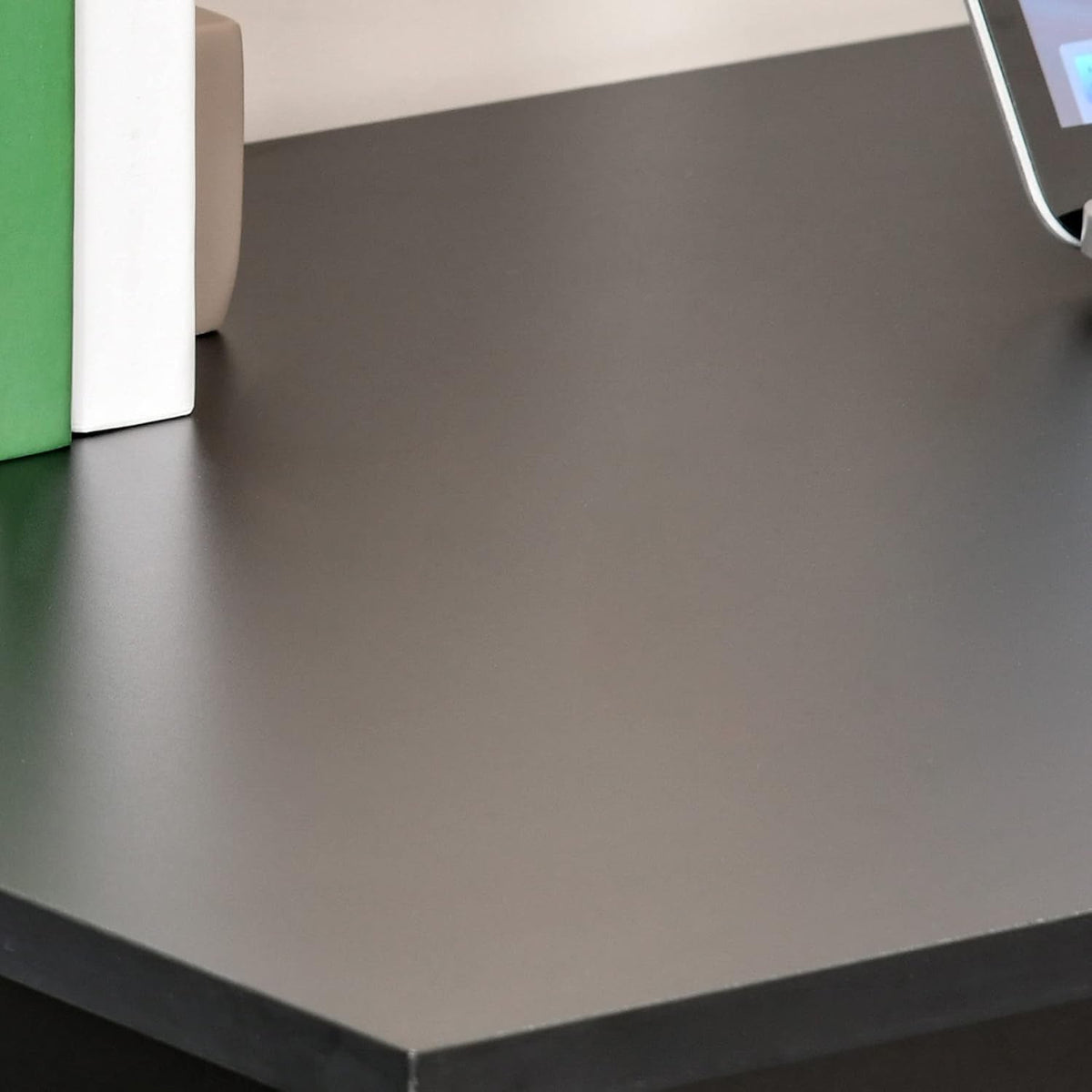 Modern 47 Inch Home Office Desk With 6 Tier Shelves
