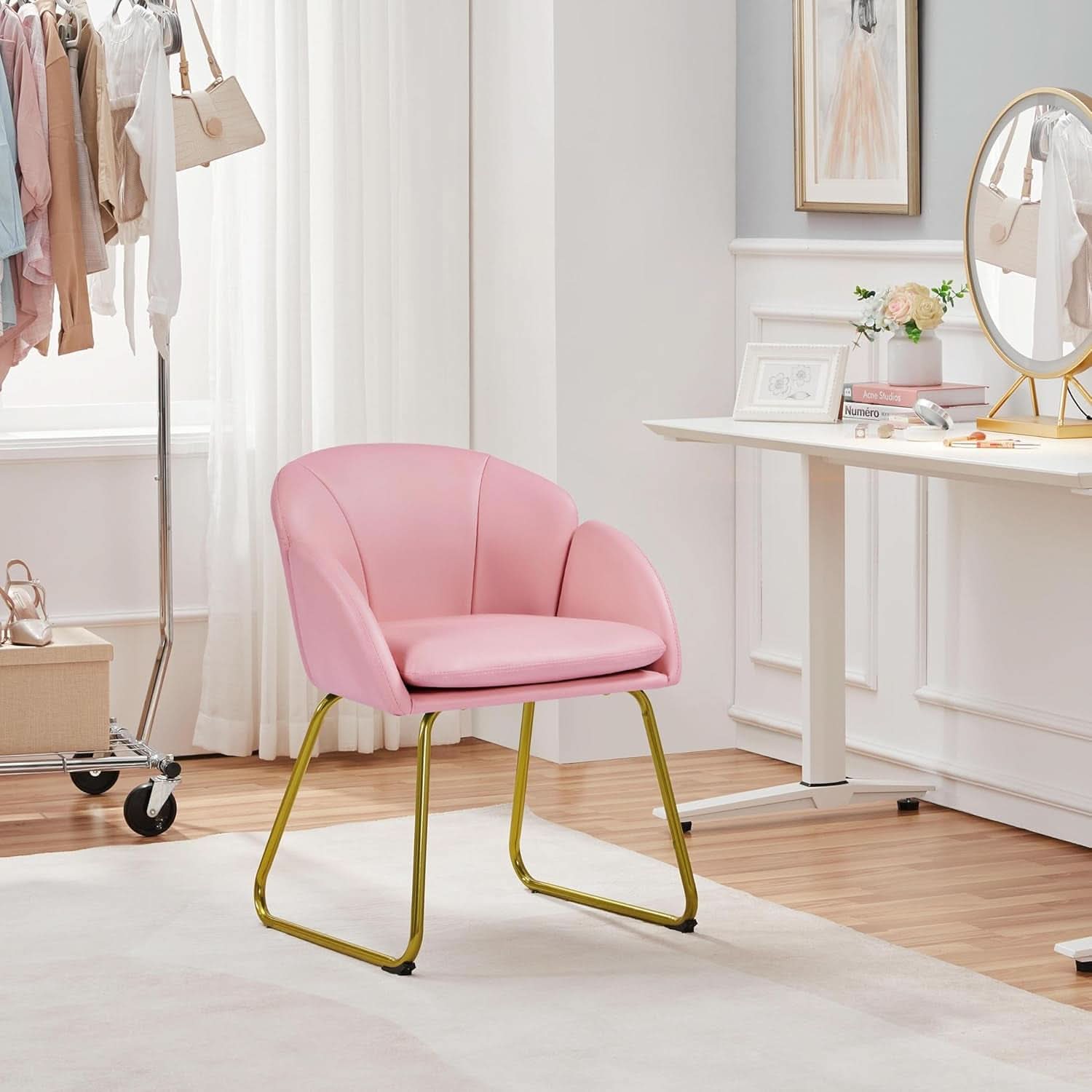 Modern PU Leather Armchair Flower With Golden Legs Pink