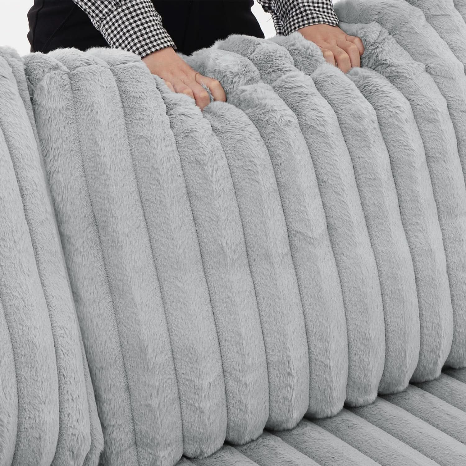 Oversized Plush Sectional Sofa with Pull Out Bed