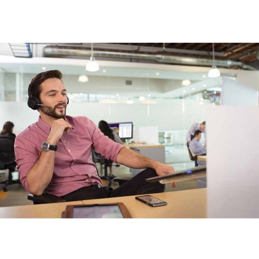 Plantronics B825-M Voyager Focus UC Headset (Without Stand) 202652-104