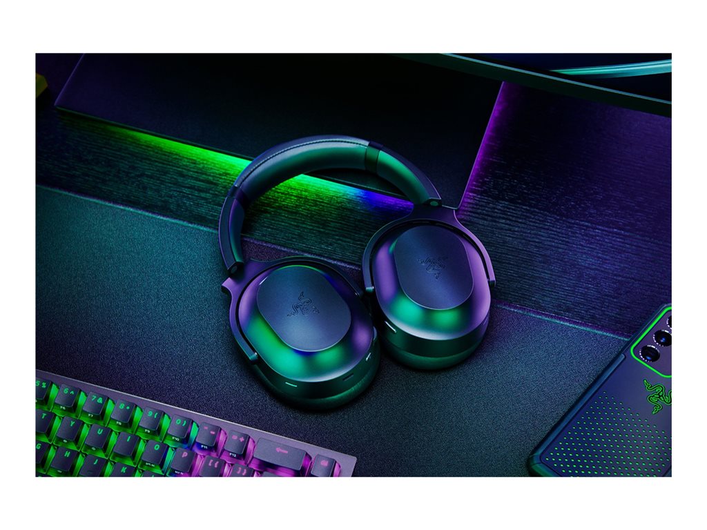 Razer Barracuda Pro - Headset - full size - Bluetooth / 2.4 GHz radio frequency - wireless - active noise canceling -