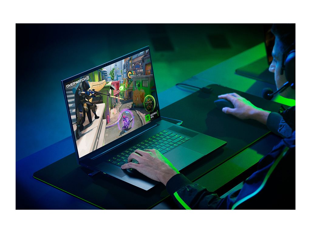 Razer Blade 18 - Intel Core i9 - 13950HX / up to 5.5 GHz - Win 11 Home - NVIDIA GeForce RTX 4090 - 32 GB RAM - 1 TB SSD