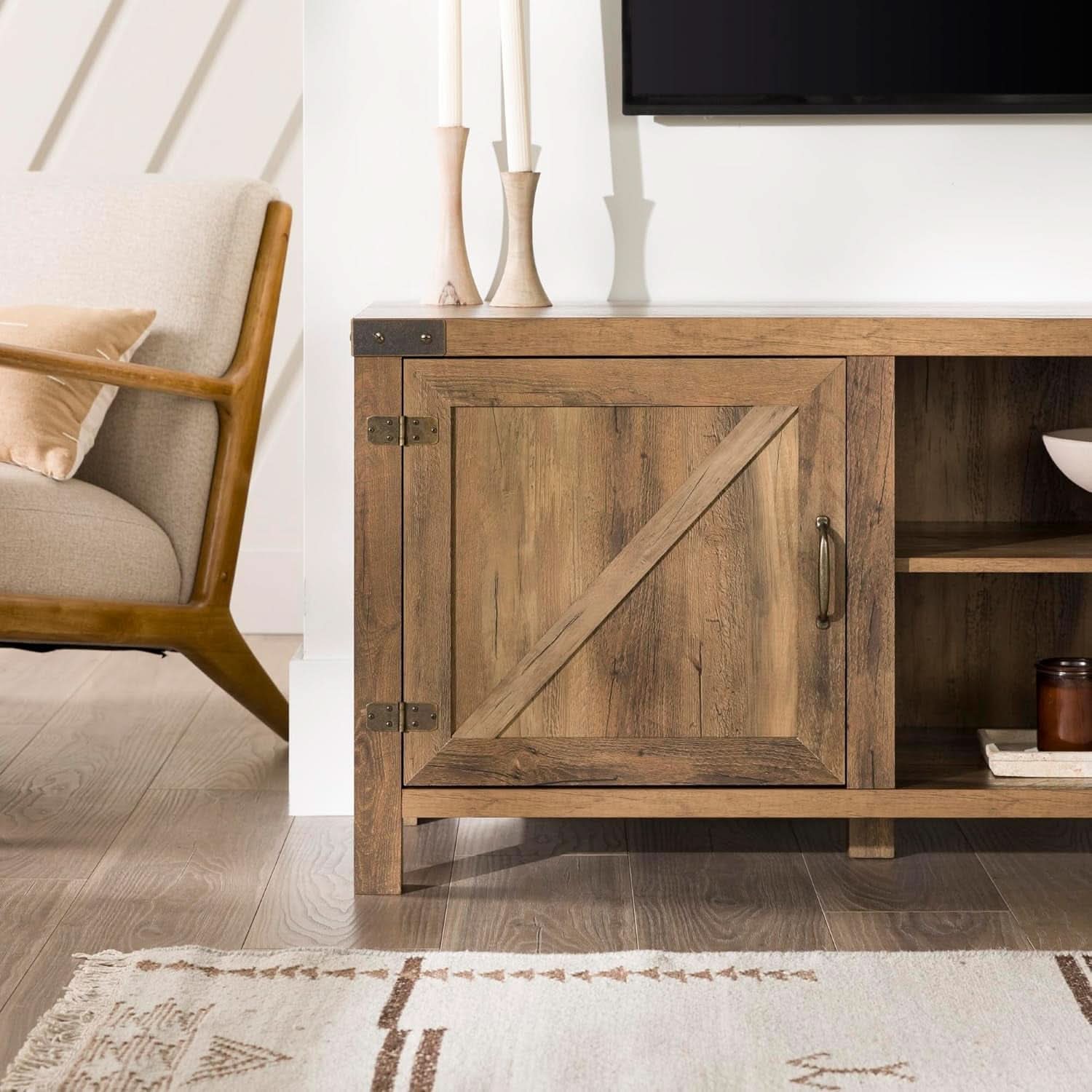 Rustic Oak TV Stand With Double Barn Doors Up To 80 Inch