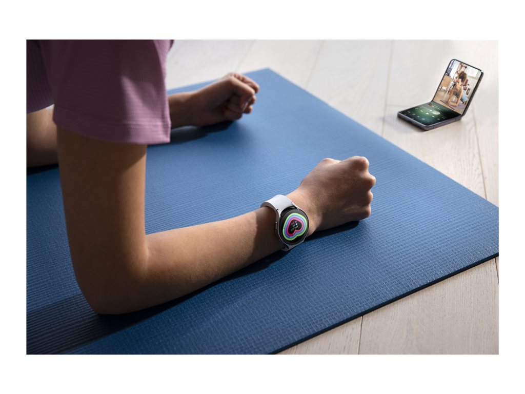 Samsung Galaxy Z Flip5 - 5G smartphone - dual-SIM - RAM 8 GB / Internal Memory 256 GB - OLED display - 6.7 - 2640 x 1080