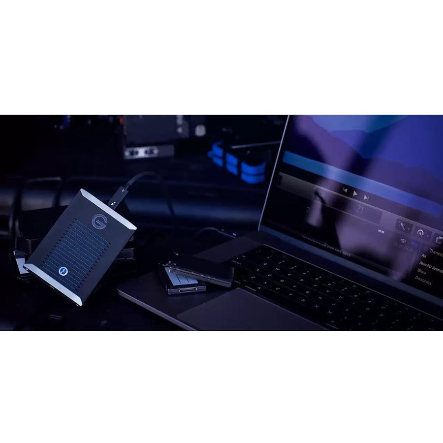 SanDisk Professional G-DRIVE Pro SDPS51F-001T-GBANB 1 TB Portable Solid State Drive - M.2 External