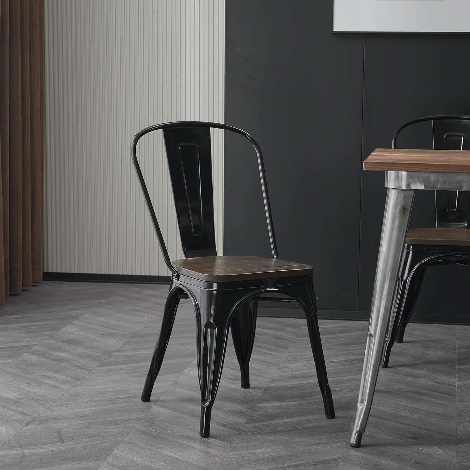 Stackable Metal Dining Chair 18 Inch For Kitchen Use