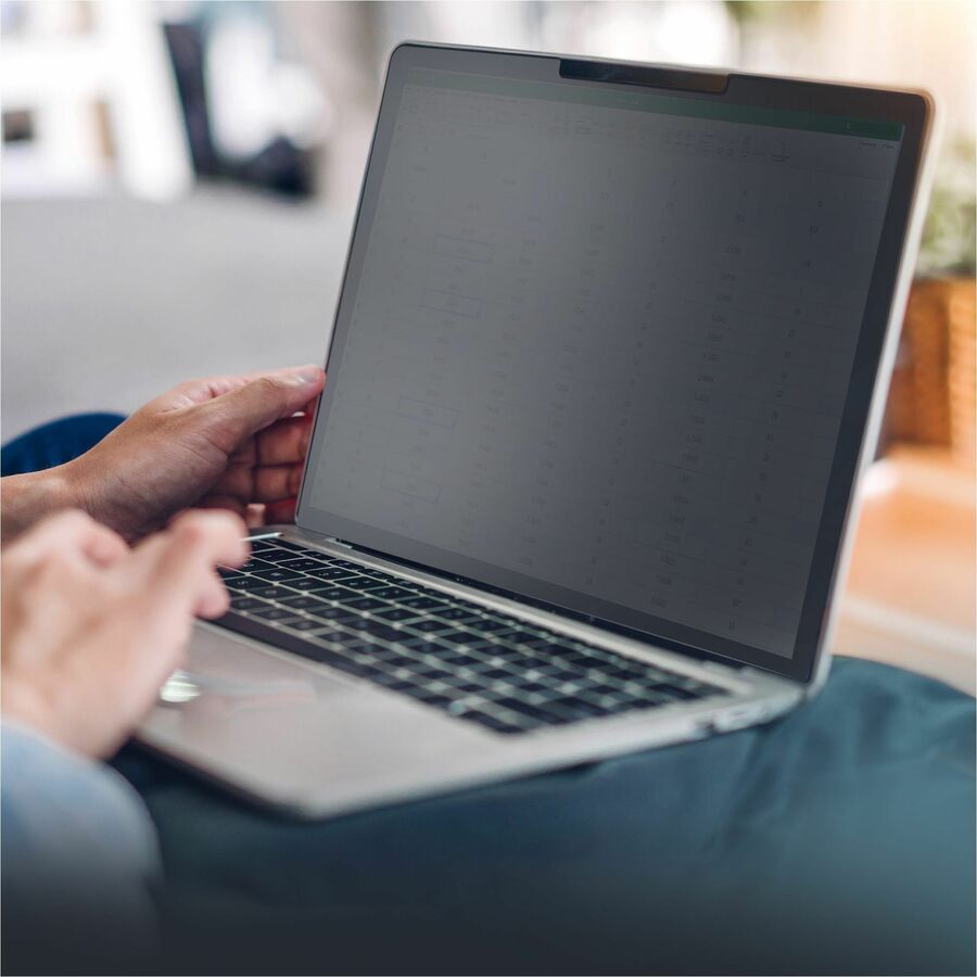 StarTech.com 13.5-inch Surface Laptop / Surface Book Privacy Screen, Anti-Glare Privacy