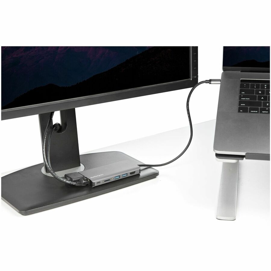 Startech.Com Usb C Multiport Adapter - Usb-C Mini Travel Dock W/ 4K Hdmi Or 1080P Vga - 3X Usb 3.0