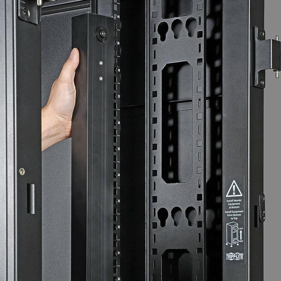 Switched Power Distribution Unit - 3 Phase PDU, C13/C19, 22.2kW | Eaton PDU3XEVSR6G32A