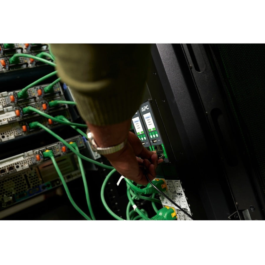 Switched Power Distribution Unit - APC NetShelter Advanced 43.5kW | Schneider Electric APDU10450SW