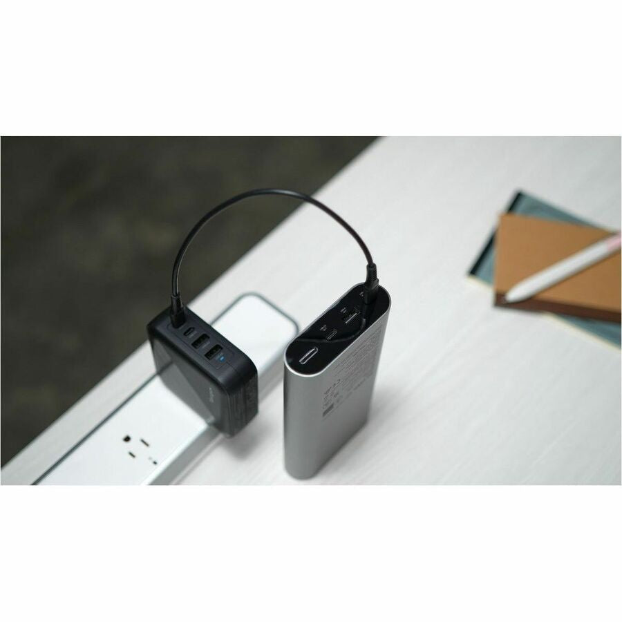 TARGUS 140W Laptop Power Bank Silver APB081GLZ Portable Charger