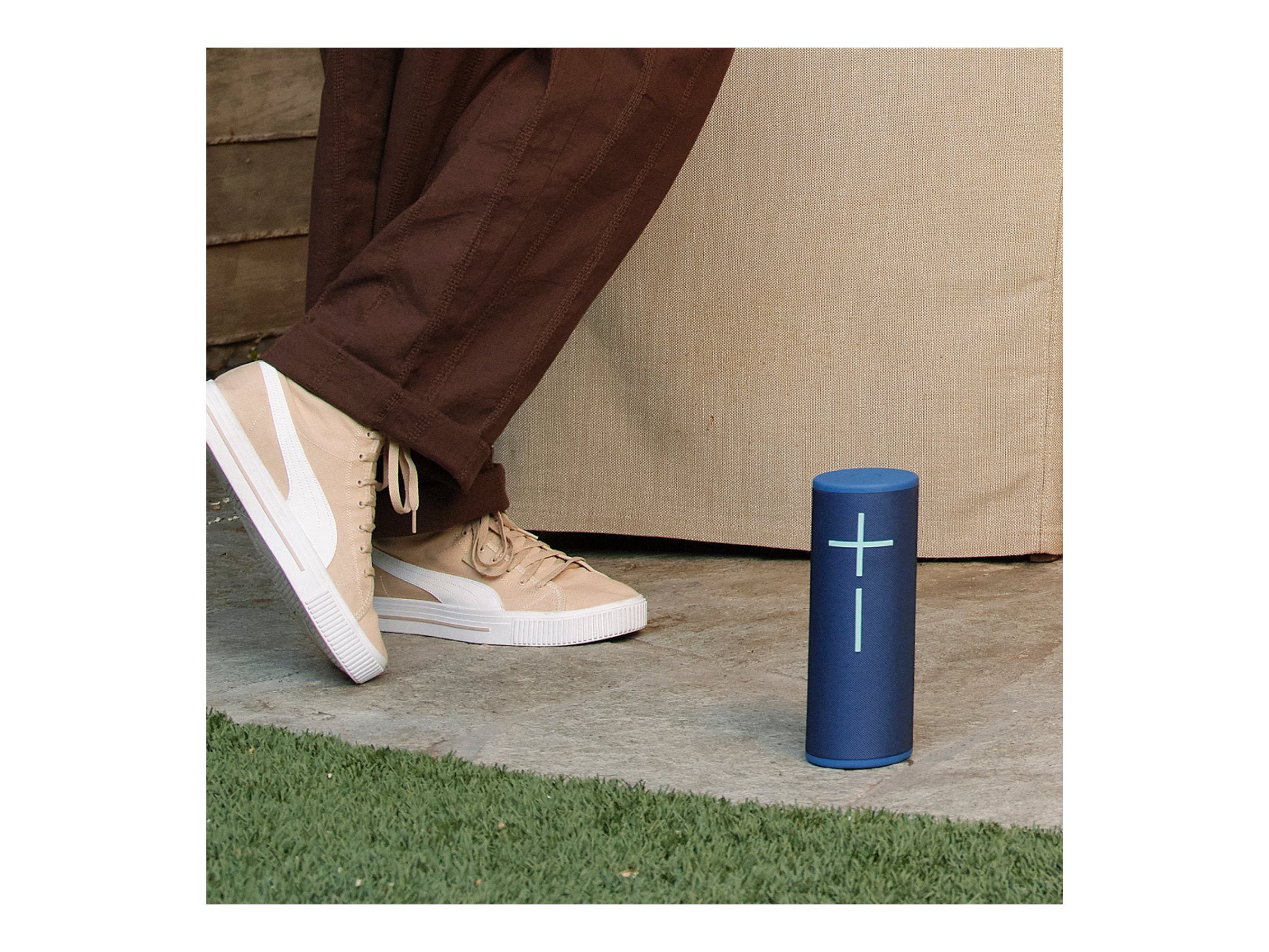 Ultimate Ears MEGABOOM 4 - Speaker - for portable use - wireless - Bluetooth - App-controlled - cobalt blue 984-001989