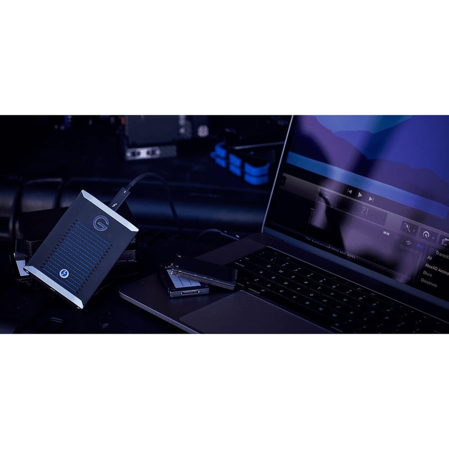 WD-IMSourcing G-DRIVE mobile Pro GDMOPTB3WB5001DBB 500 GB Portable Solid State Drive - External - PCI Express NVMe - Black 0G10310-1