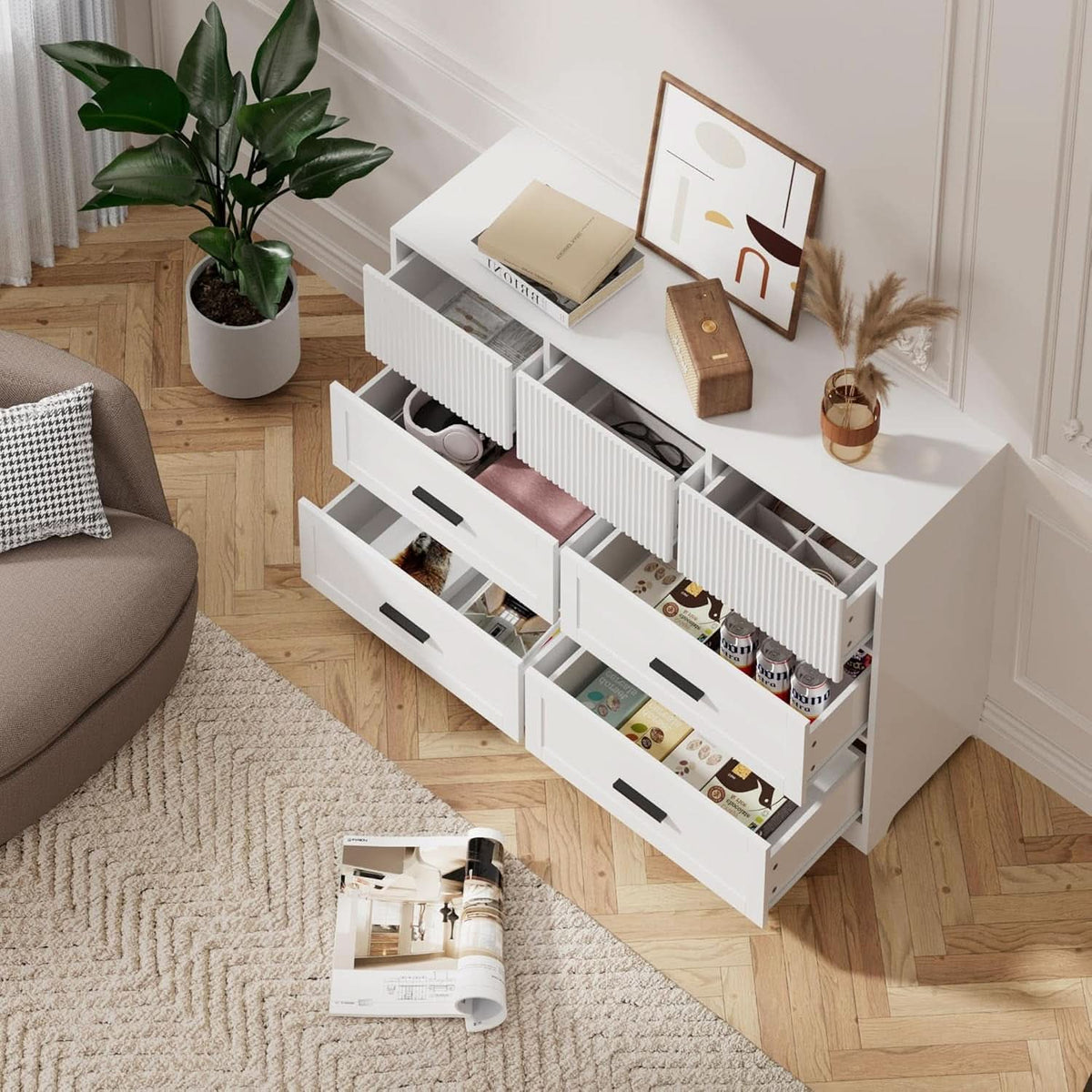 White 47Inch ContemporaryDresser With SevenDrawers