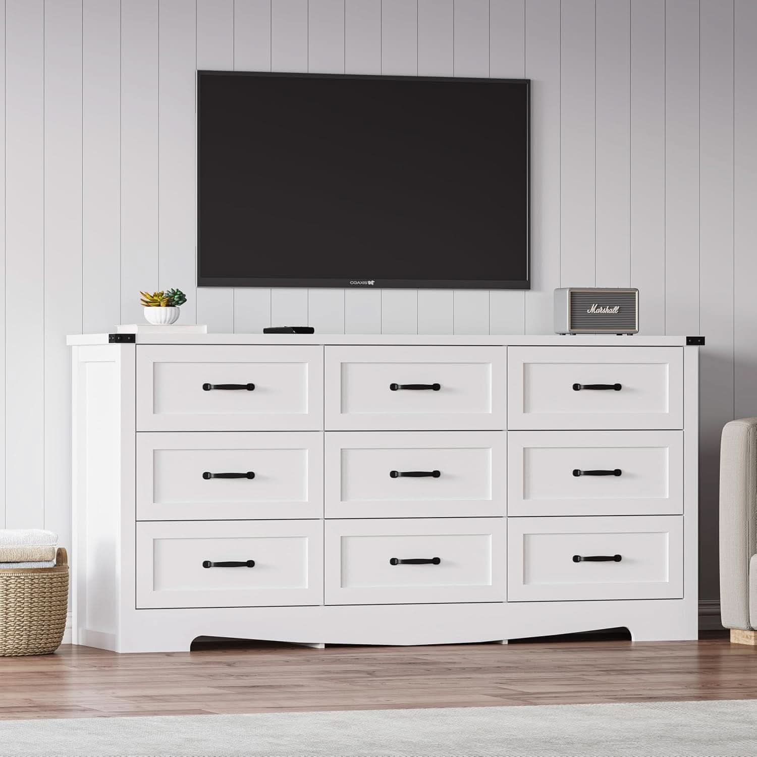 White 59 Inch Premium Modern Multicompartment Dresser