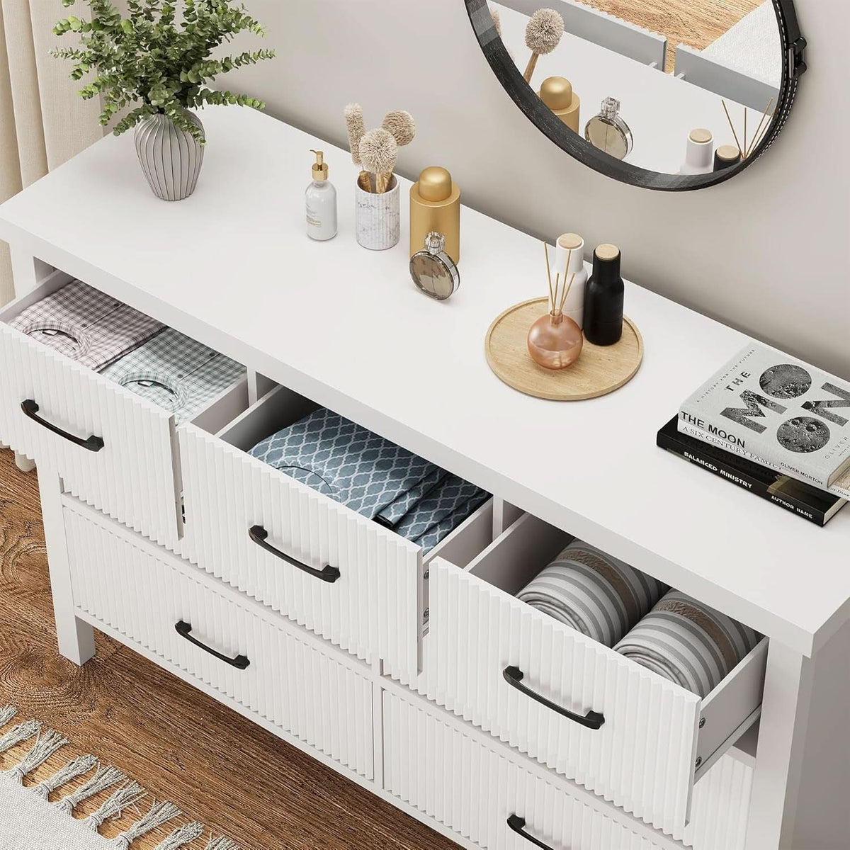 White 7 Drawer Dresser With Modern Fluted Panels And Solid Wood Legs
