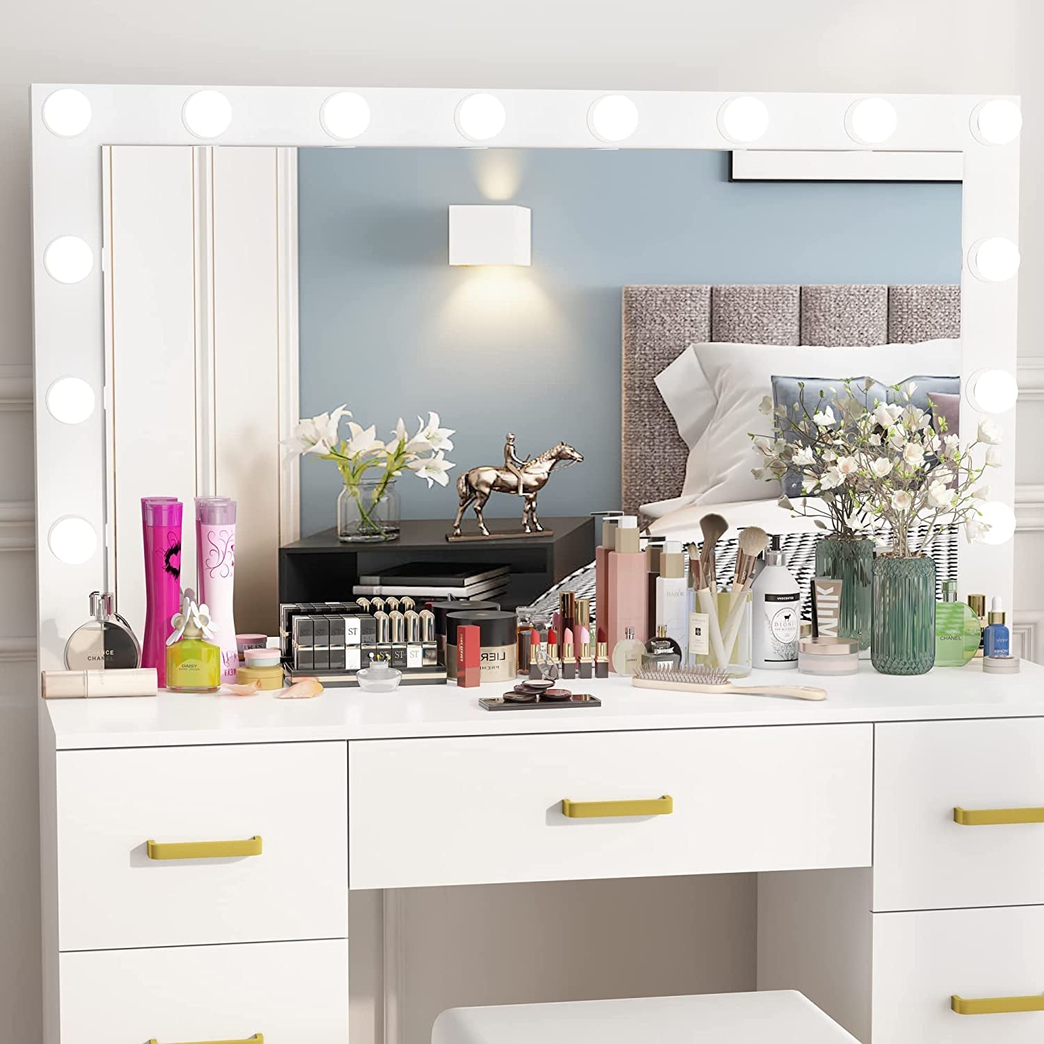 White Vanity Desk Set With Lighted Mirror For Bedroom