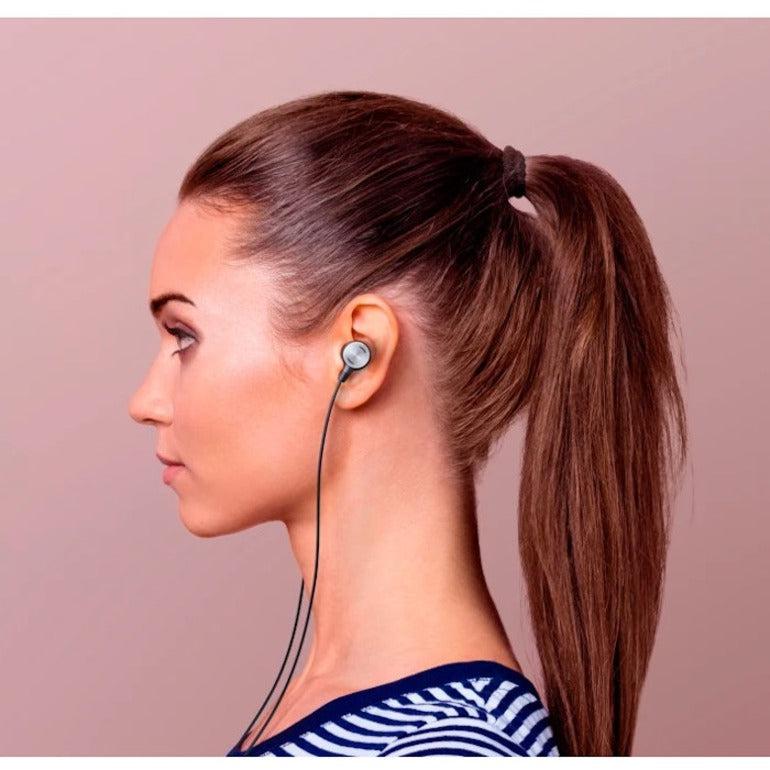 Wired Earbuds with Noise-Canceling Mic - UC Zone Professional Audio | Logitech 981-001012