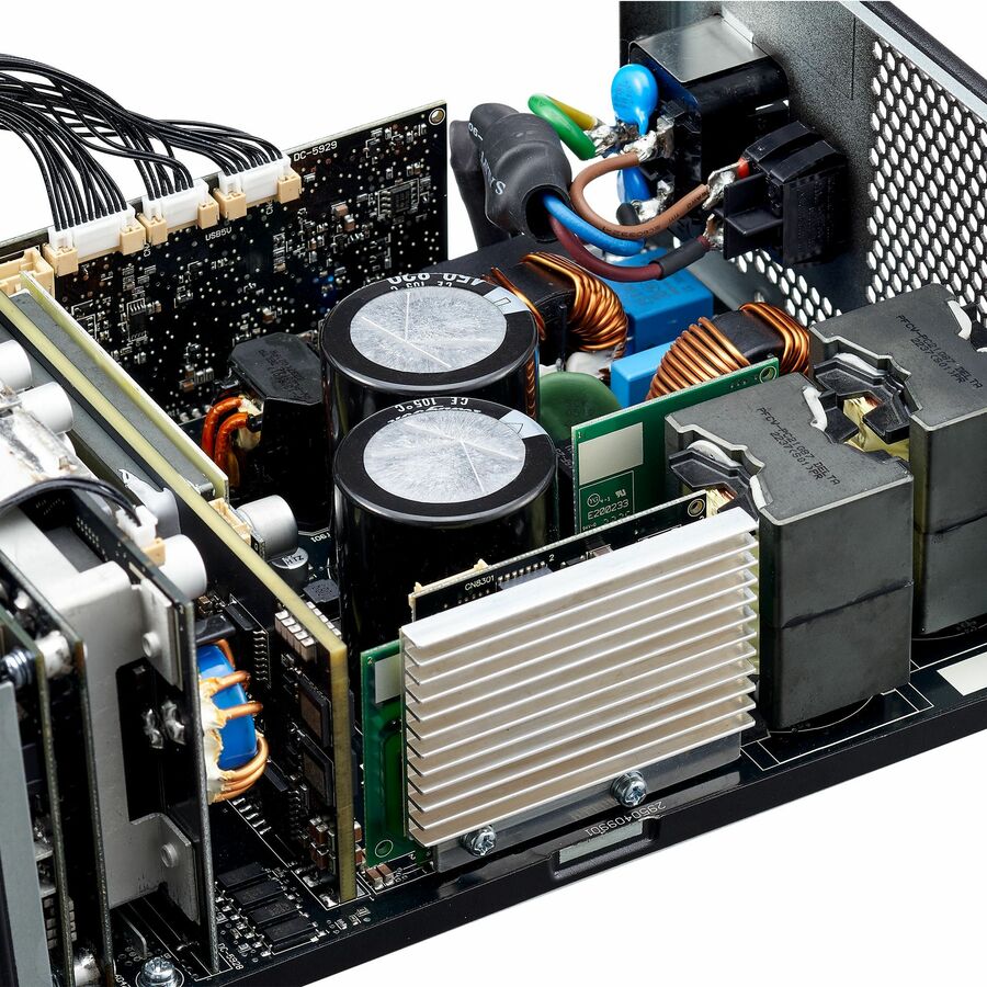 XPG Fusion 1600 Titanium Power Supply - Internal - 230 V AC Input - 1 Fan(s)