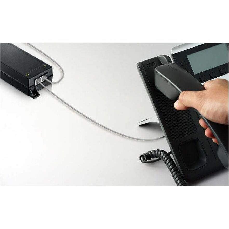 ZYXEL 5G PoE++ Injector - 230 V AC, 120 V AC Input - 1 x 2.5 Gigabit Ethernet Input