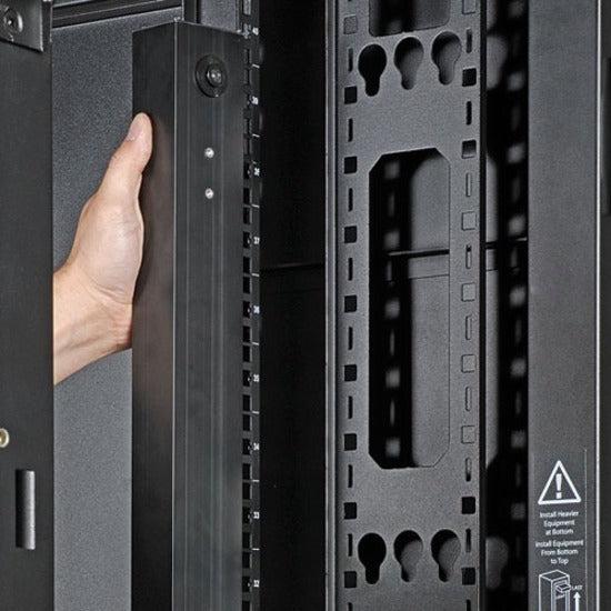 Tripp Lite 12.6kW 3-Phase Local Metered PDU, 208V PDU3MV6H50