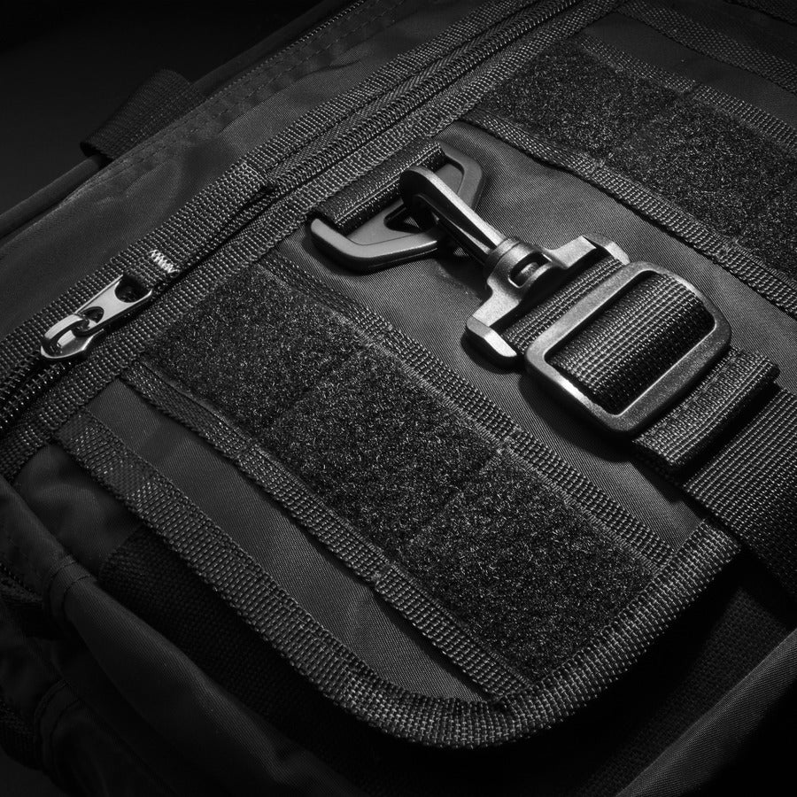 V7 Elite Black Ops CTX16-OPS-BLK Carrying Case (Briefcase) for 16 to 16.1" Notebook - Black"